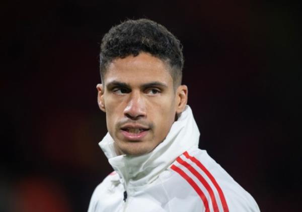 There was no place for Raphael Varane despite the defender havin<em></em>g recovered from illness