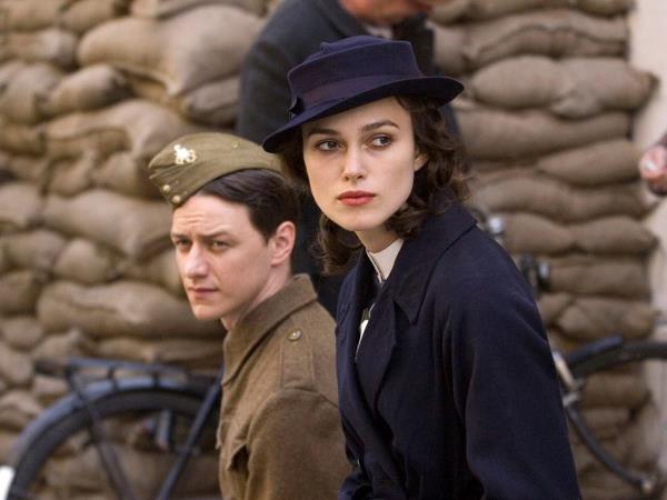 James McAvoy (L) and Keira Knightley in 