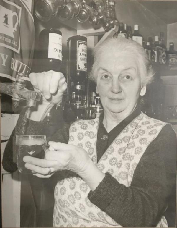  (Picture: The Drewe Arms Community Pub) 