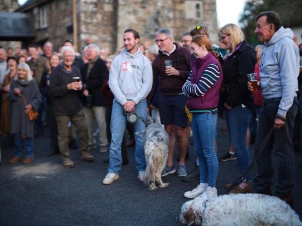  (Picture: The Drewe Arms Community Pub) 