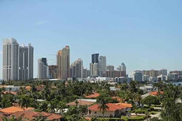 HOUSES IN FLORIDA
