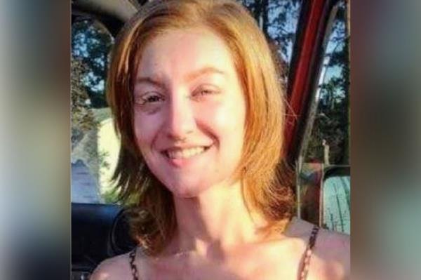 Kristin Smith</p>

<p>　　