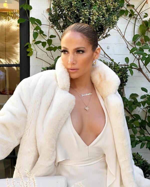 Jennifer Lopez officially filed for divorce from Ben Affleck on August 20.