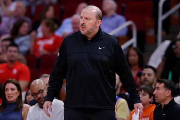 Tom Thibodeau looks on during the Knicks' loss to the Rockets on Nov. 4, 2024. 