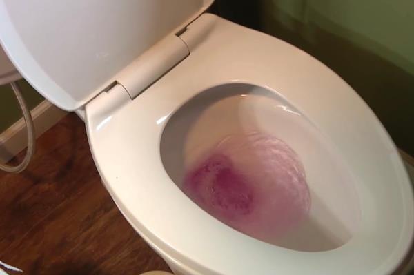 Shelby, Iowa residents are co<em></em>ncerned after issue with the city's water pumps turned their water pink. 