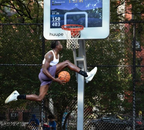 The Huppe electro<em></em>nic backboard comes to the basketball courts in Tompkins Park, NYC