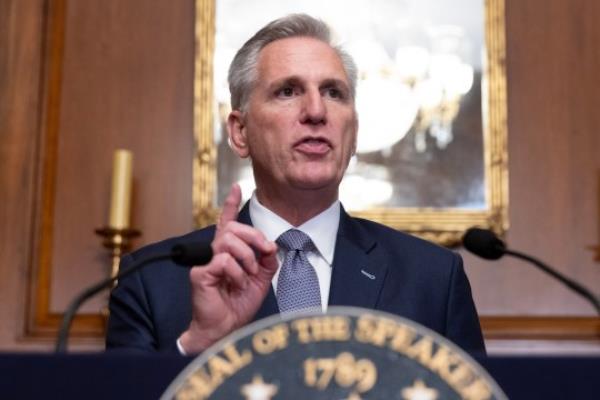 epaselect epa10892935 US Speaker of the House Kevin McCarthy participates in a news co<em></em>nference after the House passed a forty-five day stop-gap measure to fund the government, on Capitol Hill in Washington, DC, USA, 30 September 2023. The legislation will next go to the Senate. If passed in the Senate, the stop-gap measure will go to the desk of US President Joe Biden and narrowly avert a government shutdown before a 01 October deadline. EPA/MICHAEL REYNOLDS