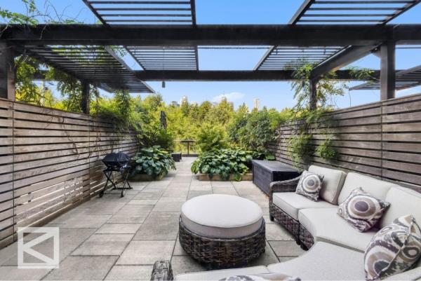 Brooklyn unit in celebrity haven