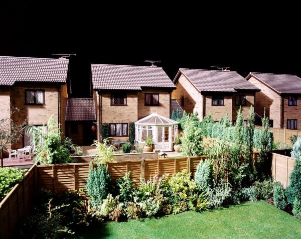A three bedroom house in Picket Post Close, Bracknell, that was used in the Harry Potter films, is being auctio<em></em>ned at the Millennium Hotel, Grosvenor Square, London.  *   The home, which belo<em></em>ngs to Sandra Smith, was transformed for the two films of JK Rowling's books.  Ms Smith returned home from work as a secretary in Ascot three years ago to discover that Warner Brothers had chosen her house as the perfect setting for No 4 Privet Drive, Little Whingeing, Surrey. 