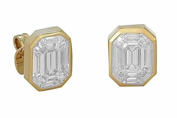 Lo<em></em>ndon Collection mosaic stud earrings in 18-k yellow gold with diamonds, $33,265