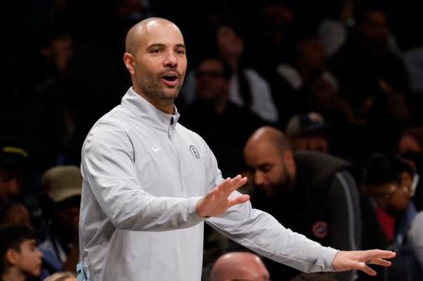 Jordi Fernandez looks on during the Nets' loss to the Pistons on Nov. 3, 2024. 