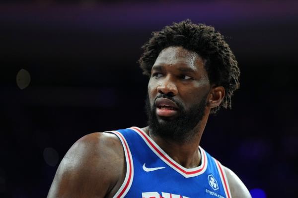 Joel Embiid #21 of the Philadelphia 76ers looks on against the Chicago Bulls.