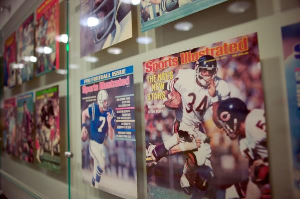 Historical covers of Sports Illustrated magazine