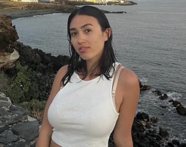 Noa Argamani Facebook 1 April 2023 Tenerife Spain https://www.facebook.com/noa.argamani/photos