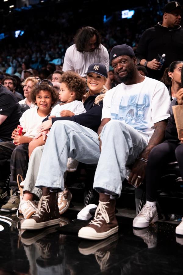 Julius Randle at Madison Square Garden with his wife, Kendra, and sons Kyden and Jaycey