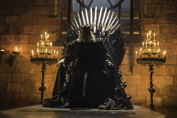 A photo of David Rintoul as The Mad King.