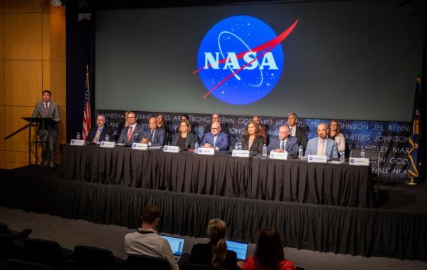 NASA scientists