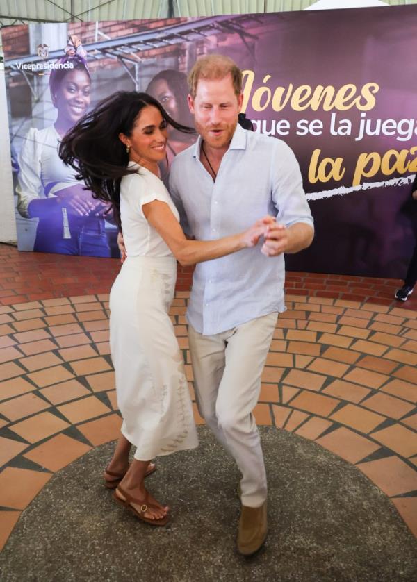 Prince Harry and Meghan Markle dancing in Cali, Colombia