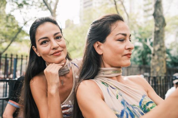 Close up of twins Gabriela Mordocea, and Mihaela Mordocea.