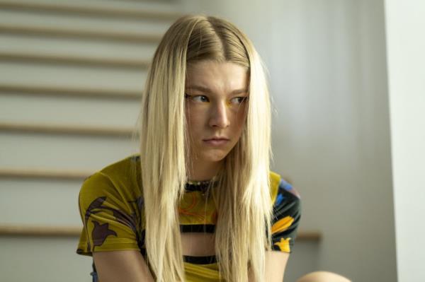 Hunter Schafer plays Jules in the HBO show 