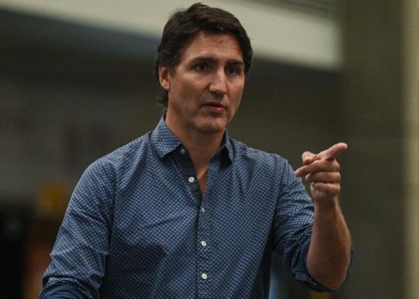 Prime Minister Justin Trudeau co<em></em>nvened a meeting of key ministers and senior officials on Saturday to discuss wildfires.