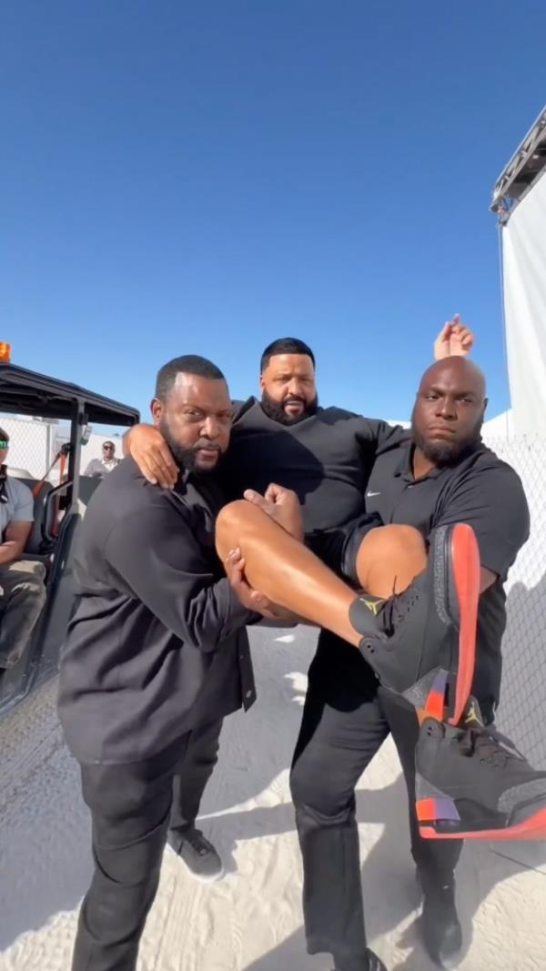 DJ Khaled slammed for making bodyguards carry him so that he doesn't 'mess up' his sneakers
