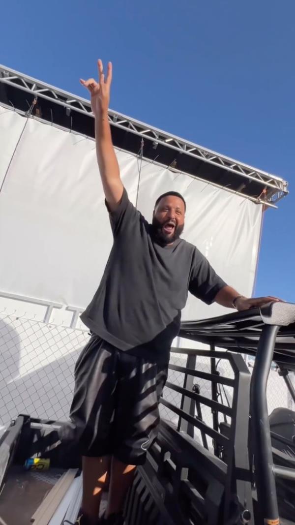 DJ Khaled slammed for making bodyguards carry him so that he doesn't 'mess up' his sneakers