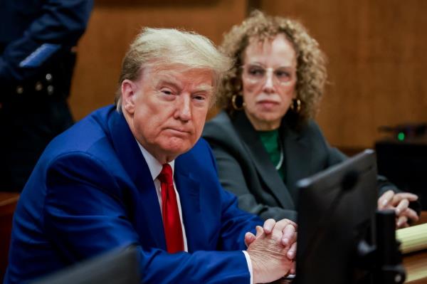 Former US President Do<em></em>nald Trump and attorney Susan Necheles at a hearing in Manhattan Criminal Court in New York City, March 25, 2024