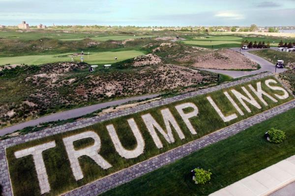 Trump l<em></em>inks in the Bronx