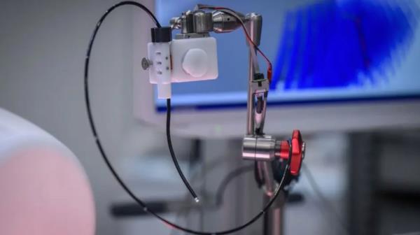 Surgeons use PlayStation co<em></em>ntroller for long-distance endoscopy