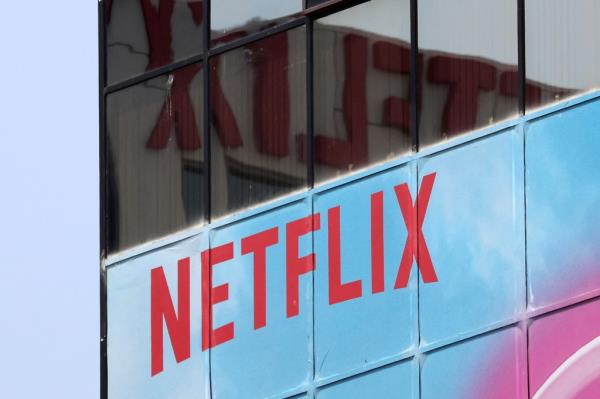 Netflix increased subs<em></em>cription prices for some streaming plans in the United States, Britain, and France last month.