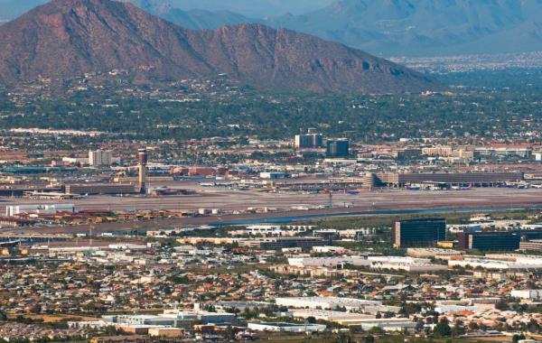 Aeriel view of Phoenix Sky Harbor Internatio<em></em>nal Airport.