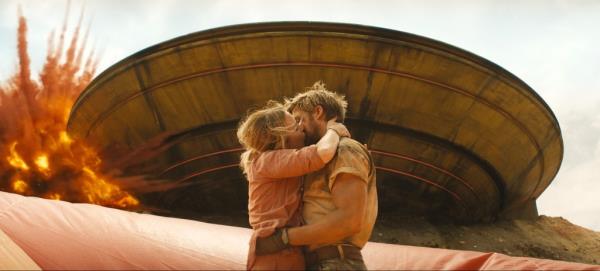 Ryan Gosling (right) and Emily Blunt star in Universal Pictures' 
