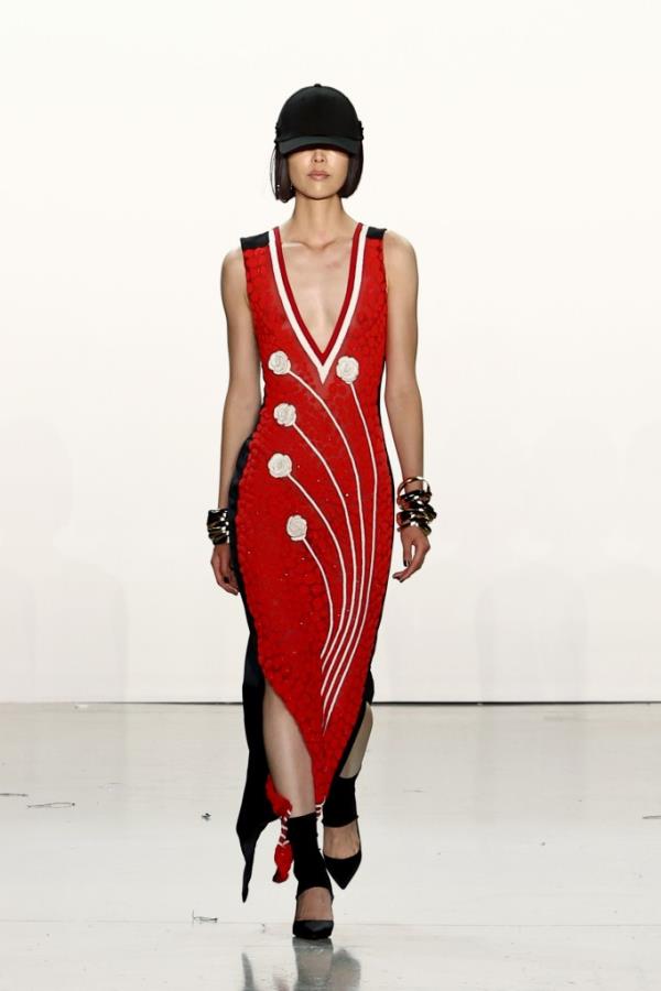 A look from the Falguni Shane Peacock show on Monday.