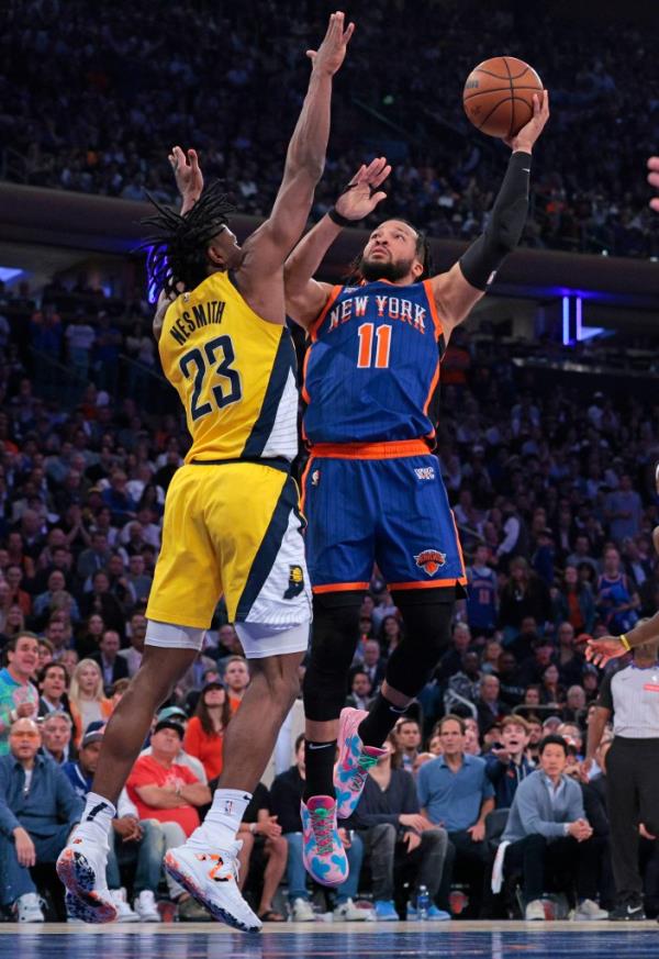 Indiana Pacers vs. New York Knicks at Madison Square Garden - New York Knicks guard Jalen Brunson #11 goes up for a shot