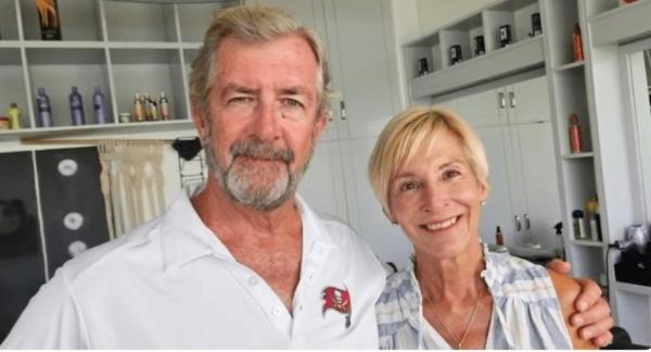 Ralph Hendry and his wife Kathy Brandel.