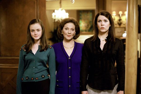 Alexis Bledel, Kelly Bishop and Lauren Graham in 