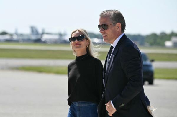 Hunter Biden spent Thursday with his father in Wilmington, Del., and then Rehoboth Beach before catching the flight to DC.