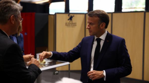 French President Emmanuel Macron at Le Touquet-Paris-Plage, France, 9 June, 2024. REUTERS/Hannah McKay/Pool