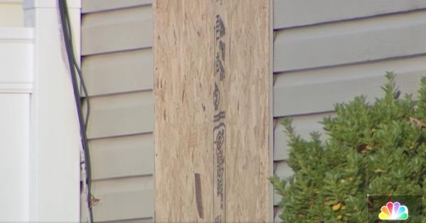 The gunman or gunmen fled before police reached the scene. 