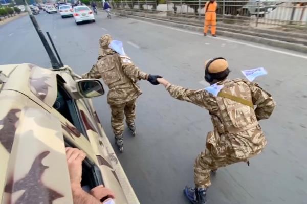 The video of the skaters was uploaded by Kabul parkour athlete Yadullah Marvi.