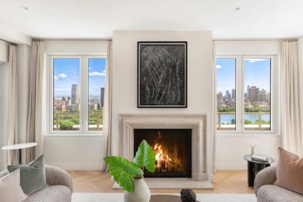 Perks also include a fireplace.