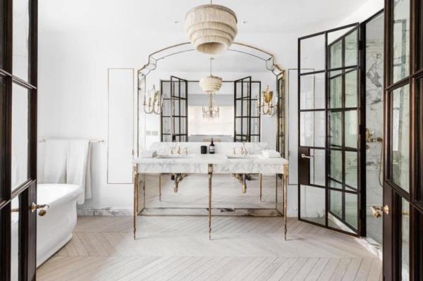 Upgraded bathrooms are just one result of the extensive renovations the Neumanns oversaw.