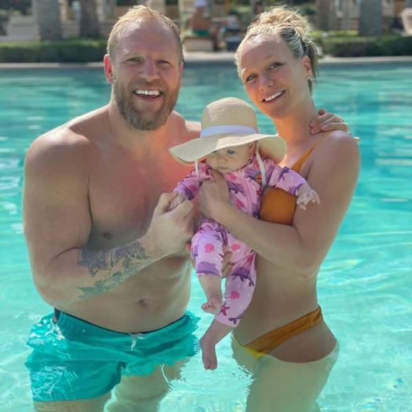 Chloe Madeley and James Haskell co<em></em>nfirm split after five years of marriage