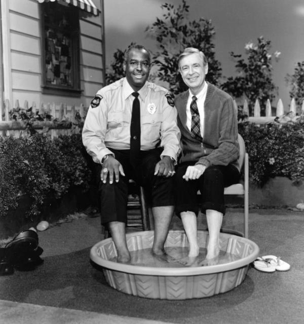 Clemmons and Rogers recreated their ico<em></em>nic moment dipping their feet into a kiddie pool on a hot day.