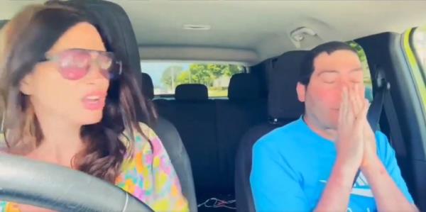 Things in the video escalated when the woman called Zscorro's alleged affair partner, Sara, into the livestream wher<em></em>e she threatened to post the woman's nudes, while Sara pleaded with her not to. 