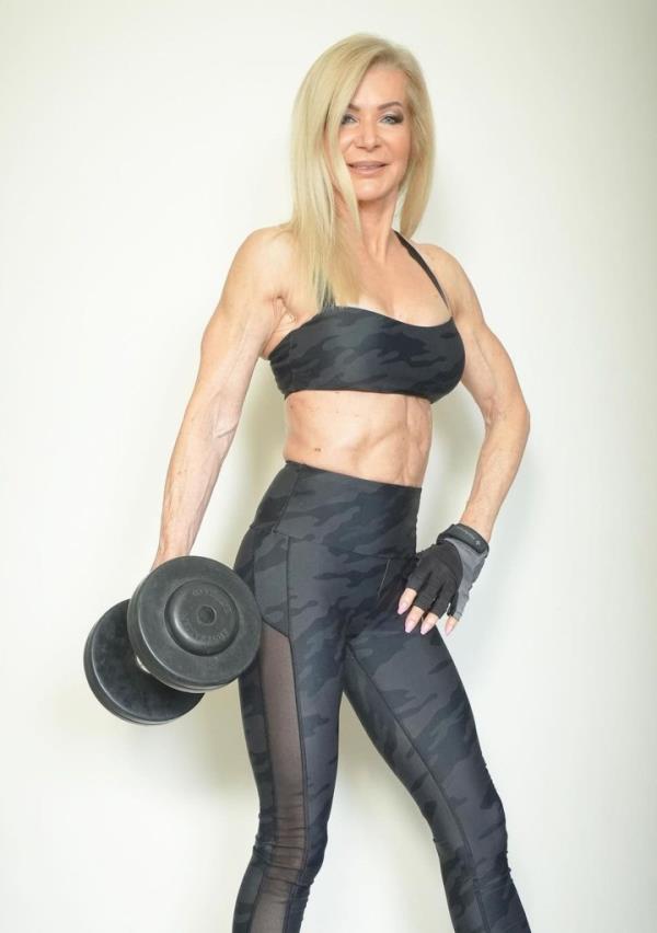Lesley trains others in the gym so they can stay healthy. 