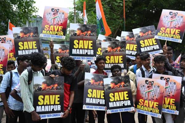 The clashes have persisted despite the army's presence in Manipur, a state of nearly 4 million people divided into two ethnic zones.