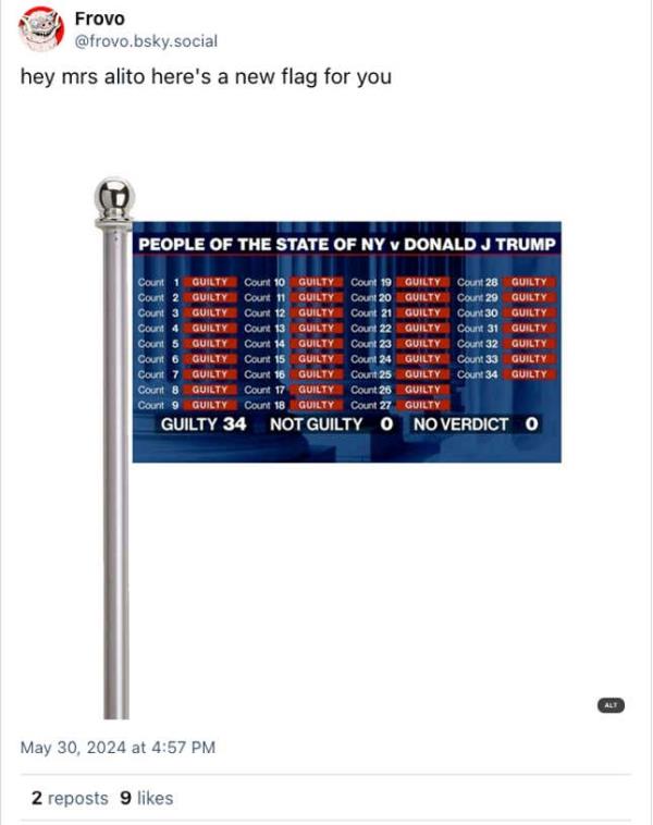 Image for article titled 34 of the Best Memes a<em></em>bout Co<em></em>nvicted Felon Do<em></em>nald Trump