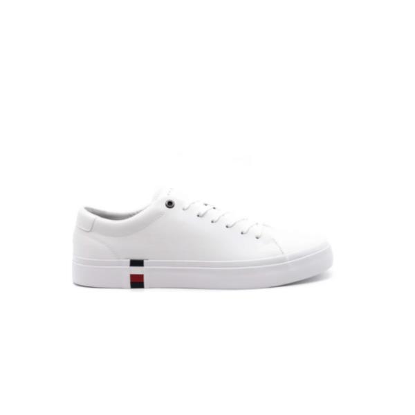 OCA LOW Triple White Premium Leather.